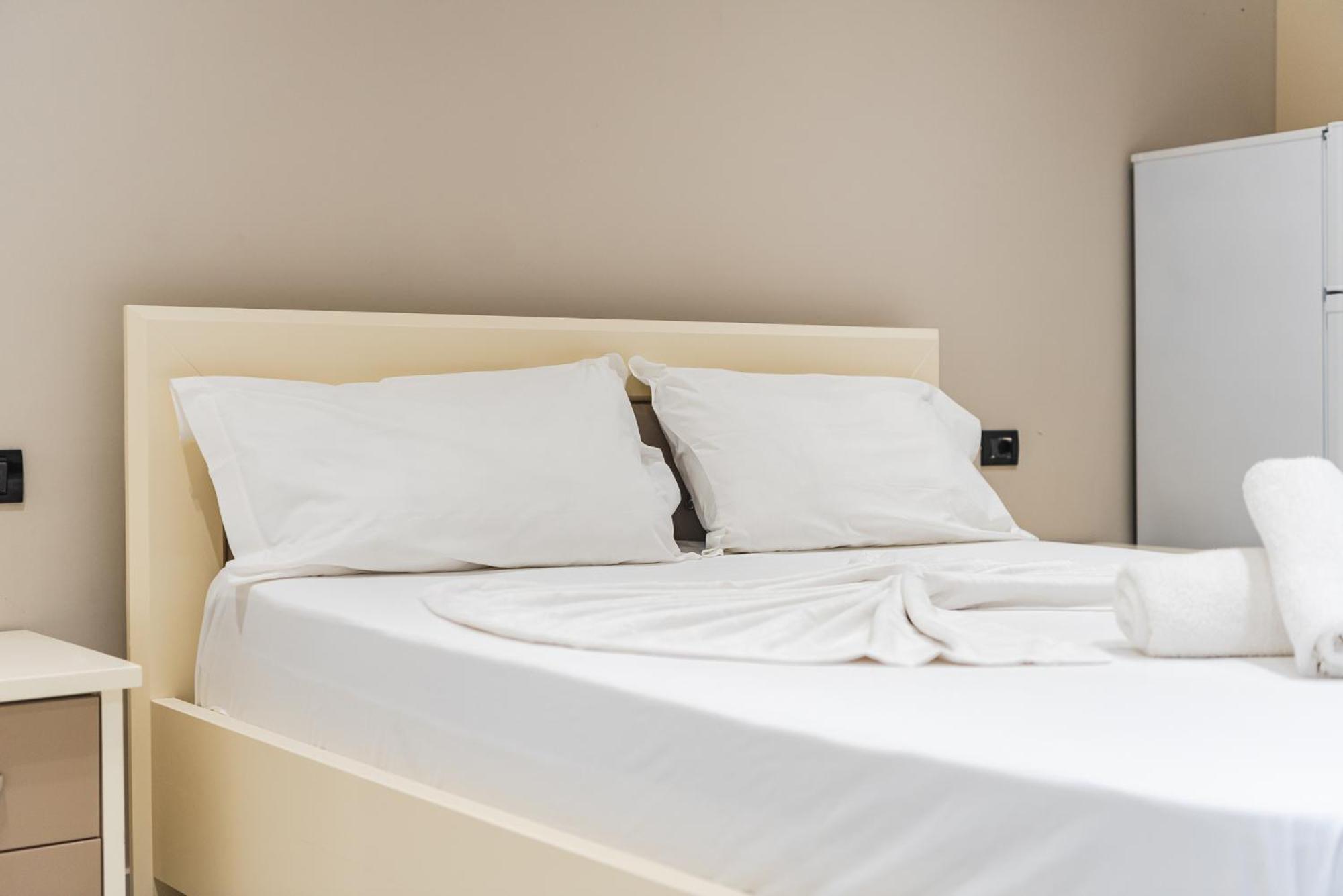 Easy Stay Residences โกเลม ภายนอก รูปภาพ