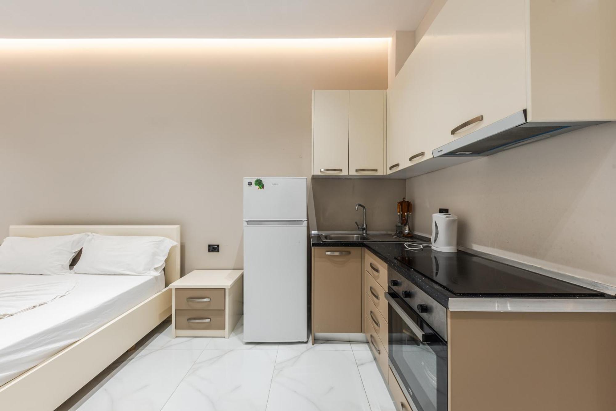 Easy Stay Residences โกเลม ภายนอก รูปภาพ