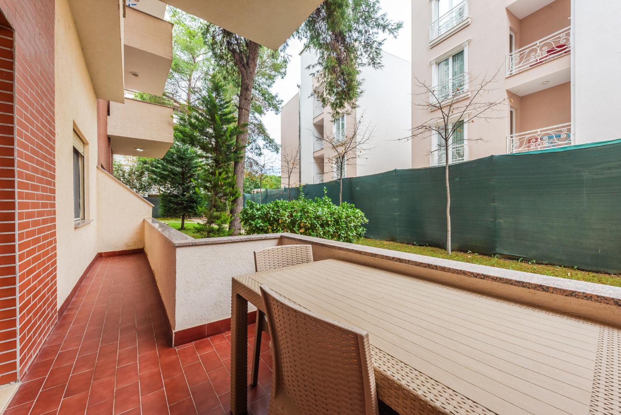 Easy Stay Residences โกเลม ภายนอก รูปภาพ