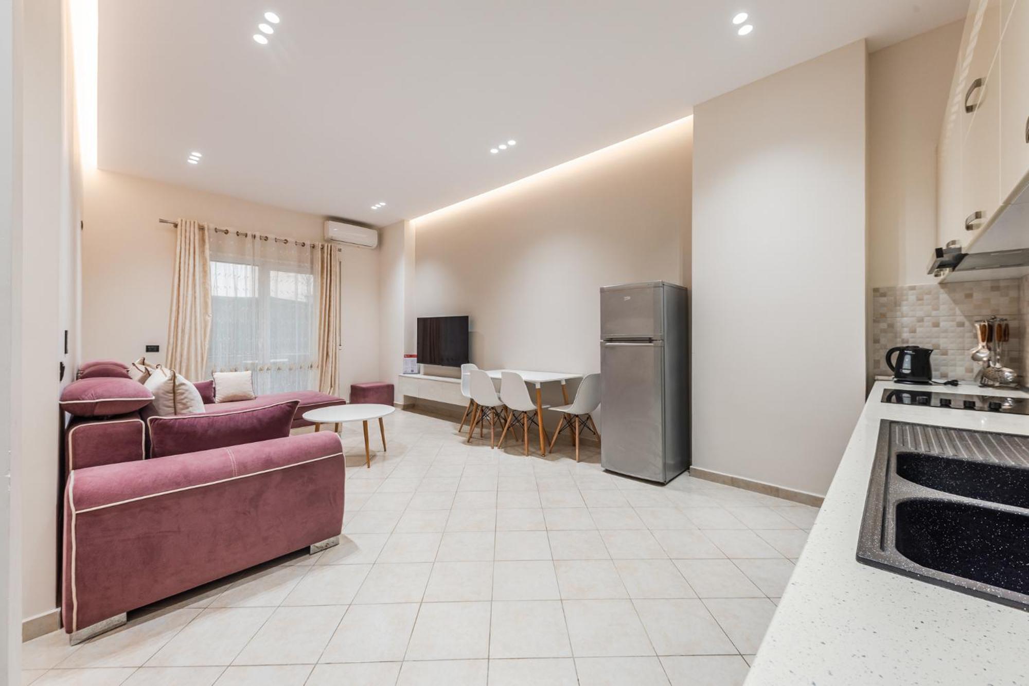 Easy Stay Residences โกเลม ภายนอก รูปภาพ